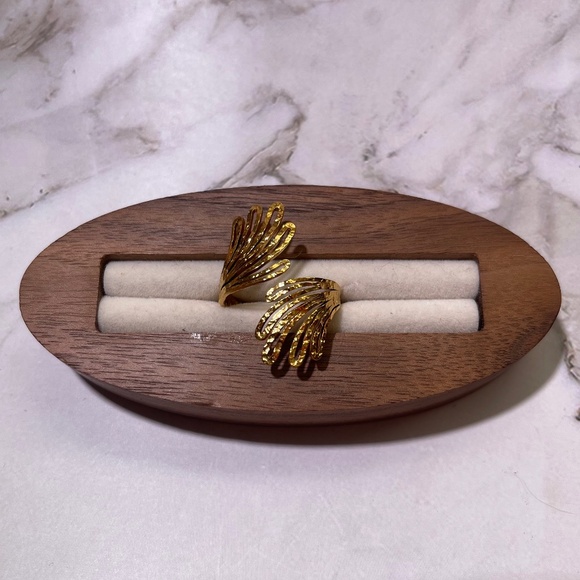 Set of 3 Elegant 18K Gold Plated Stainless Steel Statement Rings - Picture 3 of 4